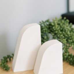 Tall Sloped Modern Bookend - thumbnail 2