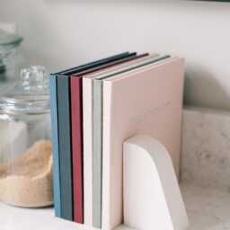 Tall Sloped Modern Bookend - thumbnail 3