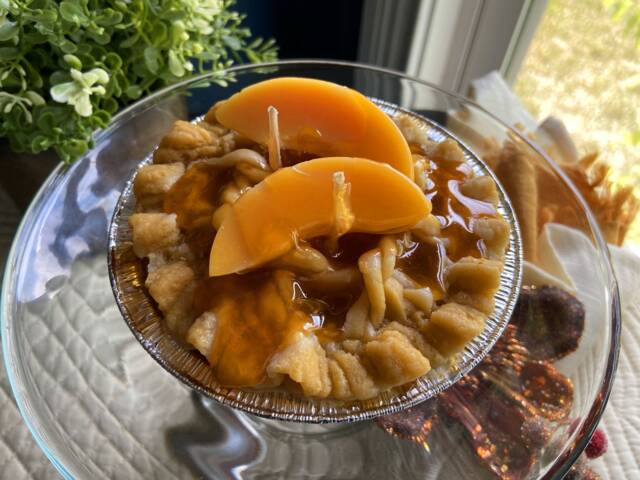 Peach Pie Candle - image 1