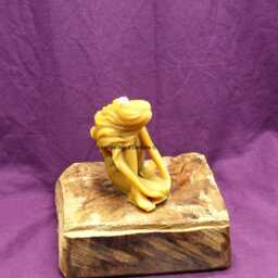 Woman Posing Candle - thumbnail 2