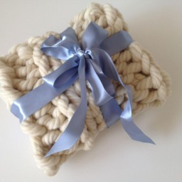 Chunky Merino Blanket Baby Prop Wool Throw Newborn Photo Arm Knit Super Bulky Giant Jumbo Yarn Posing Photography Layer 18x20 in Ivory White - thumbnail 2