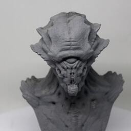 Resin Cyclops Alien Figure - thumbnail 4