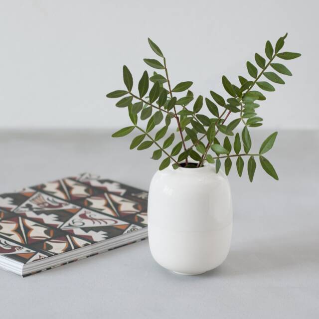 Small White Porcelain Vase, Nordic Minimalist Decor - image 1