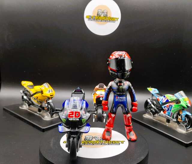 Handmade Moto-Gp Rider Figure With Bike Fabio Quartararo - Artwork Biker Gift - image 1