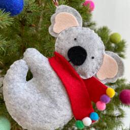 Handmade Felt Koala Christmas Ornament - Australian Animal Bauble - thumbnail 4