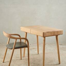 Solid Oak Work Desk - Elegant Computer Office For Modern Workspaces - thumbnail 4