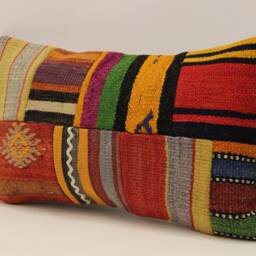 Vintage Turkish Kilim Lumbar Pillow, Patchwork Wool Cushion - 12x20 In - thumbnail 3