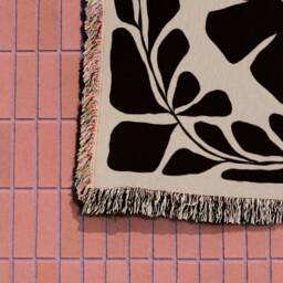 Black Beige Matisse Style Bohemian Flower Woven Cotton Throw Blankets - thumbnail 3