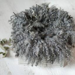 Felted Newborn Props For Photoshoot, Curly Round Blanket, Photography Props, Felt Fur Prop, Wool Baby Prop - thumbnail 3