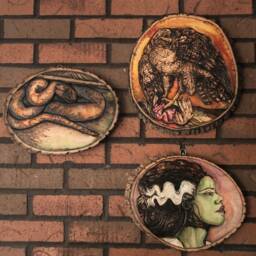 Bird Wall Art, Wood Slice Goshawk Falcon, Falconry Falcon Woodburning Carved Lake House Decor - thumbnail 4