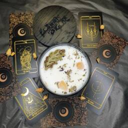 Circe Green Witch Candle, Greek Mythology Goddess Gift, Madeline Miller Bookish Unique Citrine Crystal Gift - thumbnail 2