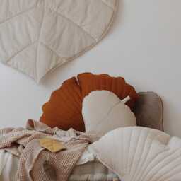"Velvet Leaf Mat For Children ""Cream" - thumbnail 4