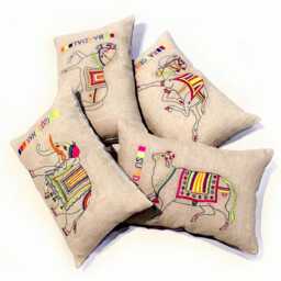 Linen Pillow Cover, Indian Cow Embroidered in Multicolour, Boho - thumbnail 4