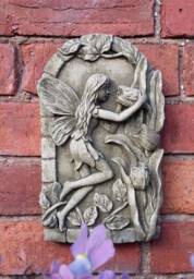 Reconstituted Stone Garden Pair Of Flower Fairy Wall Plaques - thumbnail 2