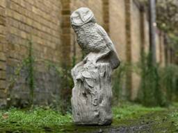 Stone Majestic Owl Statue Realistic Wildlife Decor Outdoor Bird Sculpture Woodland Guardian Ornament Nature Yard Art Concrete Figure - thumbnail 1