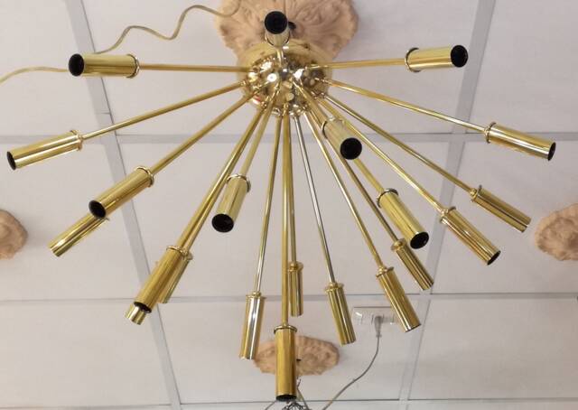 Sputnik Chandelier Brass 21 Luci 1960S Era Made in Italy - image 1