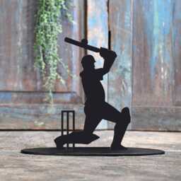 Iron Cricket Player Door Stop, Sports Fan Home Decor - thumbnail 2