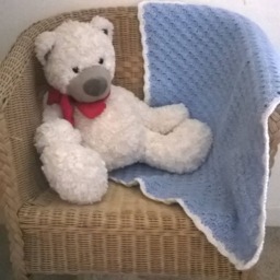 Handmade Baby Blanket - thumbnail 3