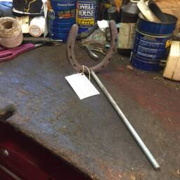 Paper Towel Holder - thumbnail 2
