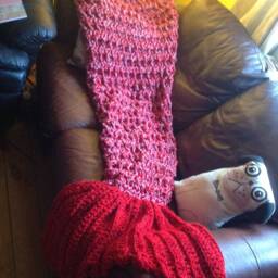Crochet Mermaid Tail Blanket, Chunky Snuggle Sack, Cosy Gift - thumbnail 4
