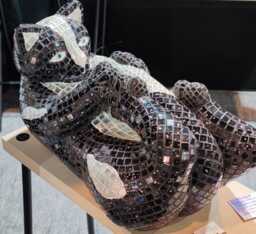 Mosaic Cat Sculpture - Handmade Art Deco Mosaic & Glass Unique Piece For Indoor/Covered Outdoor Use - thumbnail 1