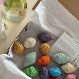 Easter Egg Candle - Beeswax Handrolled Egg Candle 100% Natural Colorful Easter Decor Honeycomb Tableset - thumbnail 2