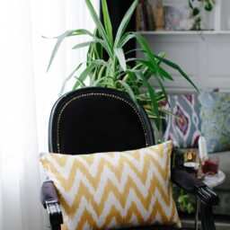 Suzani Pillow Cover - Handmade - thumbnail 2