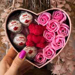 Valentines Gift Box Bear Candle, Chocolates & Soap Flowers in Heart Shape Box - thumbnail 4