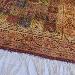 Handmade Silk Bakhtiari Rug 4.11 X 3.3 Ft, Persian Carpet - thumbnail 3