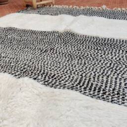 Hand Knotted Wool Berber Rug Black & White Moroccan Tribal Rug - thumbnail 3