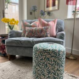 Dressing Table Pouffe in William Morris Willow Boughs - thumbnail 2
