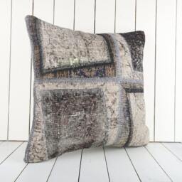 Turkish Kilim Pillow Cover Handmade Anatolian Throw - 24x24 Inch - thumbnail 2