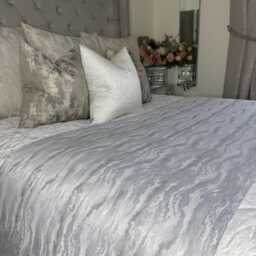 Handmade Marble Silver Bed Runner Luxury Hotel Style Throw - thumbnail 4