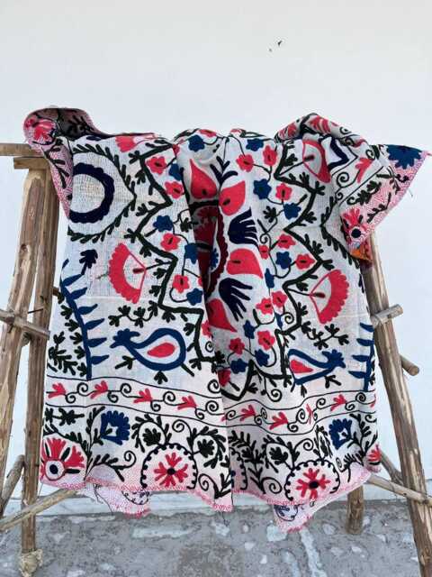 One Of A Kind Vintage Suzani Kantha Quilt Handmade Cotton Embroidered Reversible Boho Bedspread - image 1