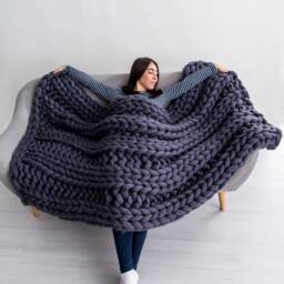 Chunky Knit Blanket, Giant Wool Merino Wool, Throw, Arm Knit - thumbnail 3