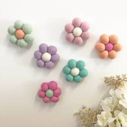 Felt Ball Flower Wall Decor Poppy Bloom Nursery Decoration - thumbnail 2