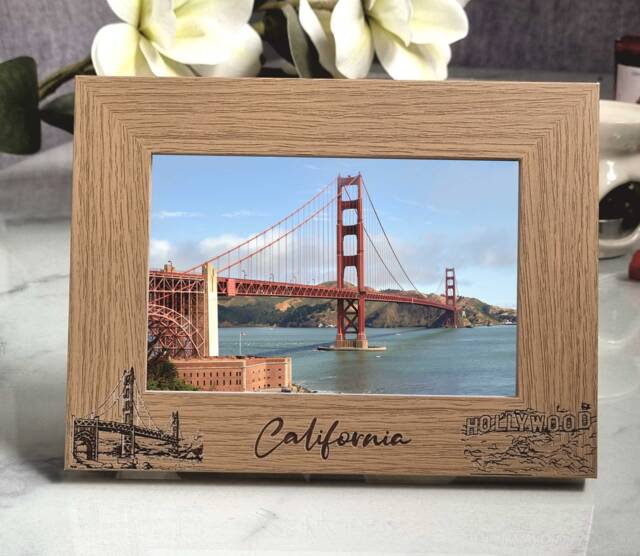 California Skyline Personalised Wooden Photo Frame Hollywood Keepsake Gift Size 6 X 4 Or 7 5 - image 1