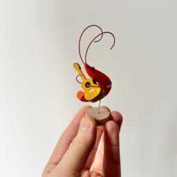 Shrimp With Guitar - thumbnail 4