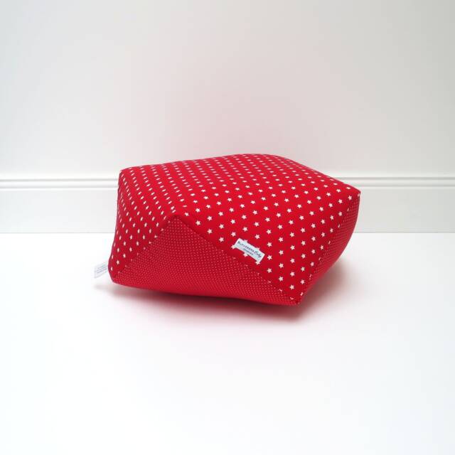 Floor Cushion For Kids in Red - Round Seat Cushion, Pouf, Stars & Dots, 100% Cotton, Oeko-Tex, Washable Handmade Hamburg - image 1