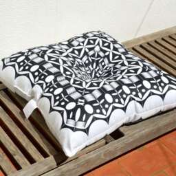 Floor Pillow 66x66cm 26x 26 Inches Mandala Black & White Square Design - thumbnail 3