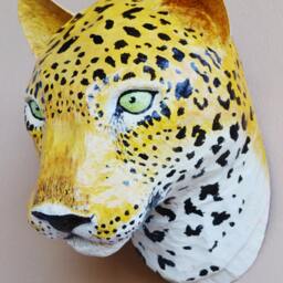 Paper Mach?? Leopard Head, Faux Taxidermy, Wall Decor Mask - thumbnail 2
