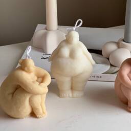 Handmade Curvy Body Soy Candle Woman Torso Sculpture - thumbnail 3