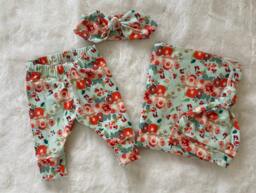 Newborn Girl Take Home Set. Swaddle Blanket & Hat Or Headband Leggings. Baby Shower Gift. Photo Prop - thumbnail 1