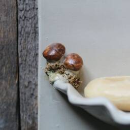 Dish Soap in White With Boletus Edulis Mushrooms & Moss - Wall Mounted Stoneware - thumbnail 3