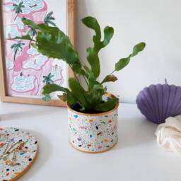 Plant Pot, Planter, Small Plant Metal Multicolour Paint Splattered, White Pot - thumbnail 3