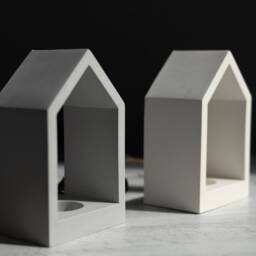 House Shaped Tealight Candle Holder - Cozy Home Decor - thumbnail 2