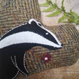 Hand Crafted Harris Tweed Badger Design Embroidered Hanging Heart Decoration - thumbnail 3