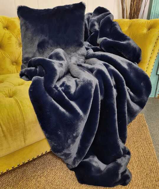Luxury Richmond Navy Faux Fur Throw - Blue Blanket With Soft Faux-Suede Lining - image 1