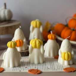 Handmade Spooky Ghost Candle Halloween Soy Wax Decor - thumbnail 4