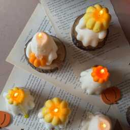Handmade Spooky Ghost Candle Halloween Soy Wax Decor - thumbnail 3